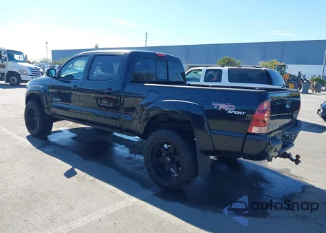 2007 Toyota Tacoma Prerunner V6 z USA, uszkodzony, nr VIN 3TMKU72N57M012120
